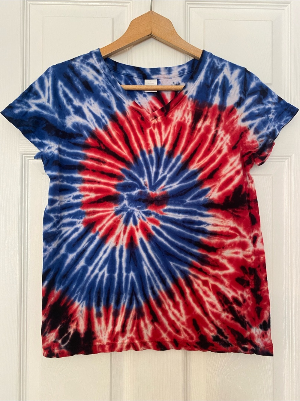 Red White Blue Spiral Tie-Dye Short Sleeve Tee Women’s Size Medium